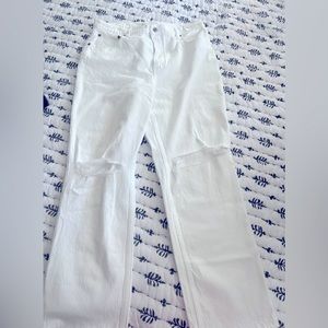 Abercrombie and fitch white destroyed jeans NWT 32 short new